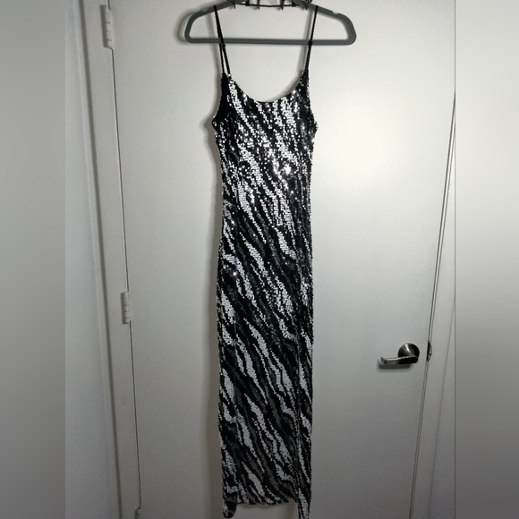 Fashion Nova (Size S) Black & White "Selena" Fully Sequin Maxi Dress (NEW-NWT) - Picture 12 of 14